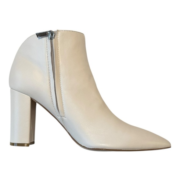 NWT Marc Fisher Off-White Heeled Boots - Picture 5 of 7